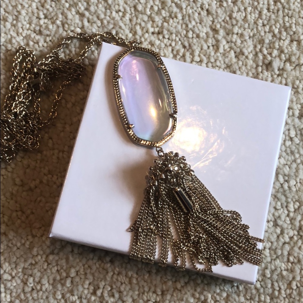 Kendra Scott Necklace